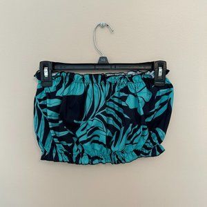 Very cute tube top perfect for the summer